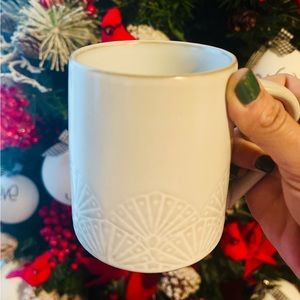 Magnolia mug 🎄 NWT